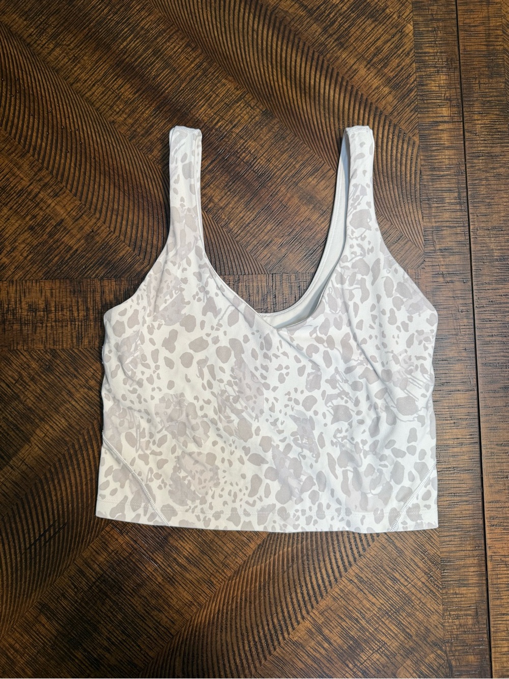 Lululemon Align Tank Top- women’s medium- light support- white/gray Leopard